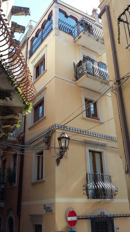 Taormina Rainbow House Apartamento Exterior foto