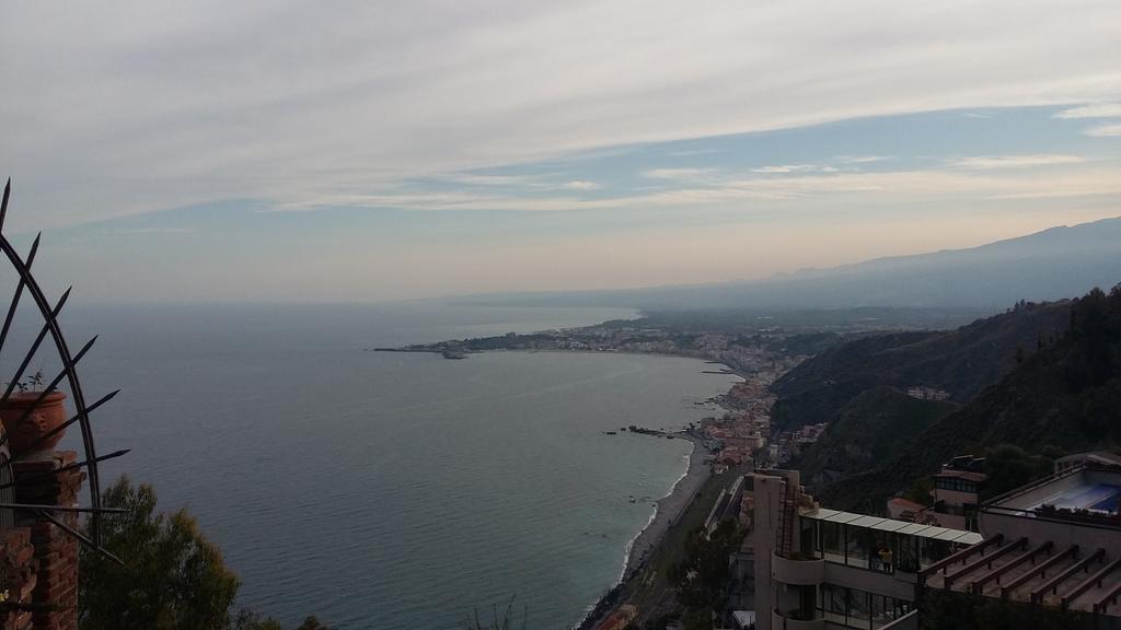 Taormina Rainbow House Apartamento Exterior foto