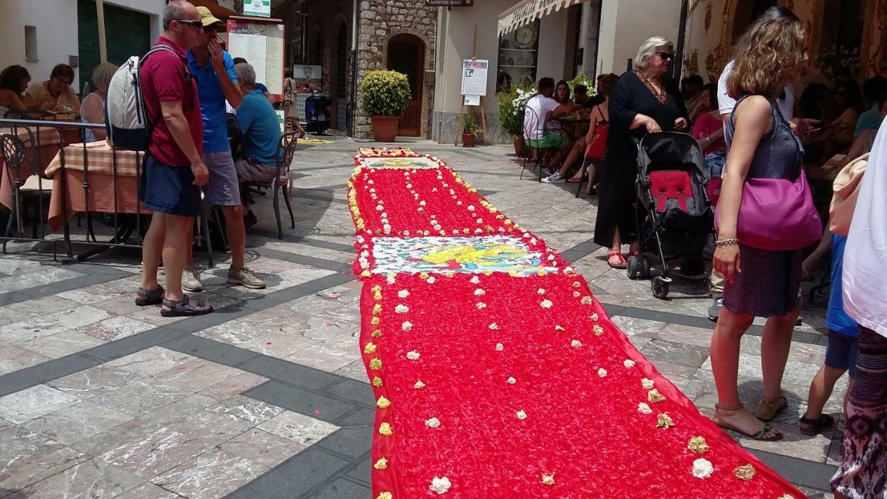 Taormina Rainbow House Apartamento Exterior foto